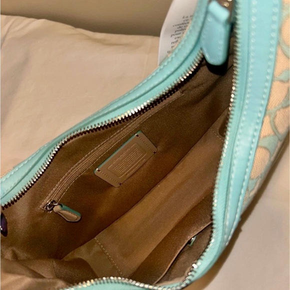 Coach 🐬Beautiful Brand New Bag 🐬Aqua and Beige Signature Shoulder Bag - Picture 4 of 7